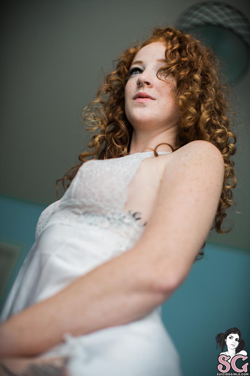 poisonivee-icefire-05.jpg