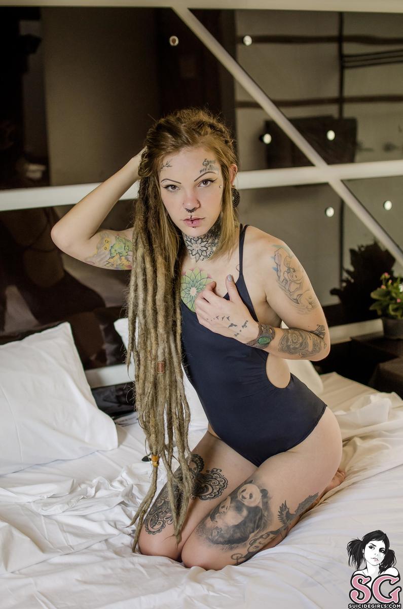 paulam-witchroots-01.jpg
