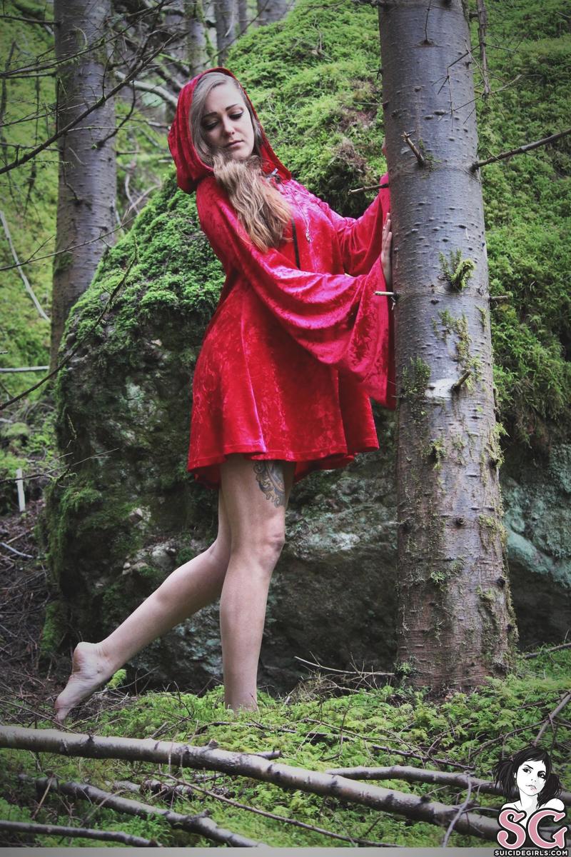 chvrch-intothewoods-05.jpg