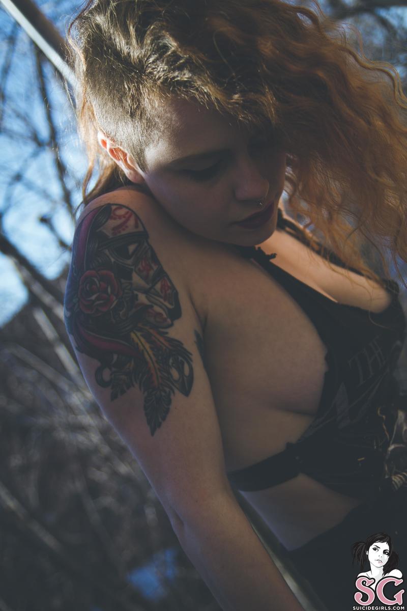 charleekitty-disconnectme-15.jpg