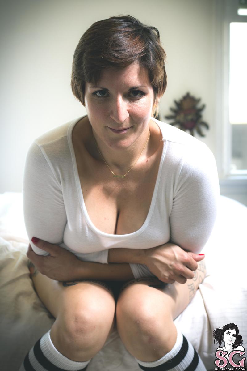 evin-hereinyourbedroom-13.jpg