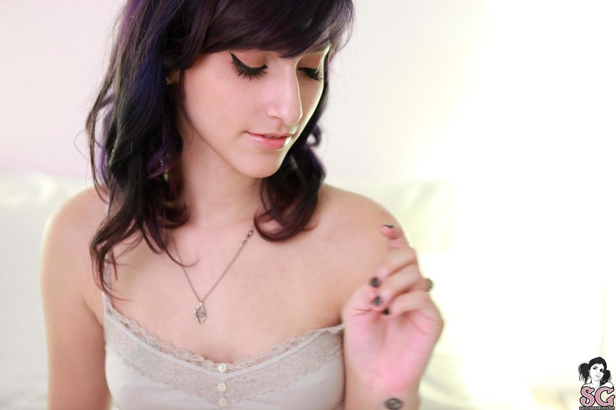 onyx-lavender-03.jpg