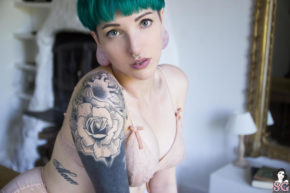 ninety-thelovestone-19.jpg