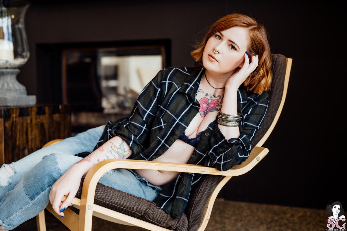 delilahjayne-ephemeral-01.jpg