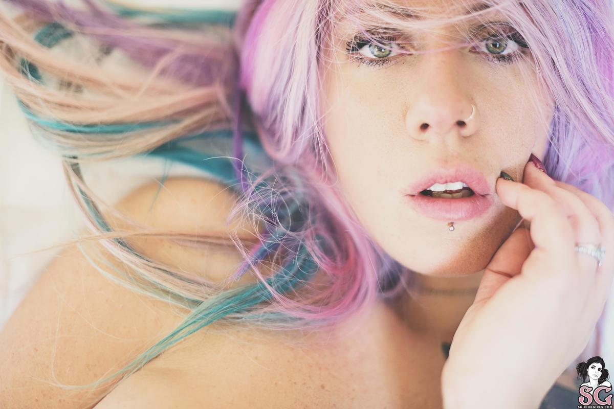 destiny-pinkyandteasing-39.jpg