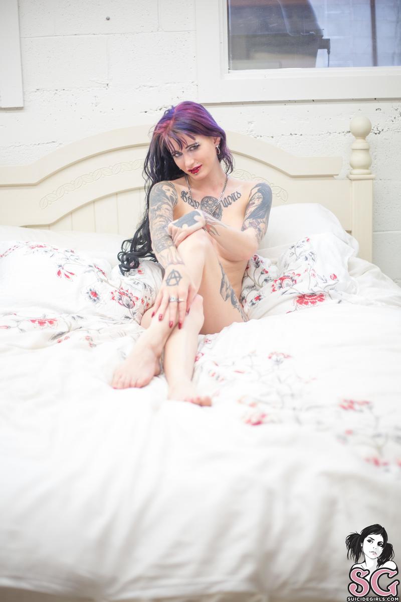 feral69-darknessinthelight-33.jpg