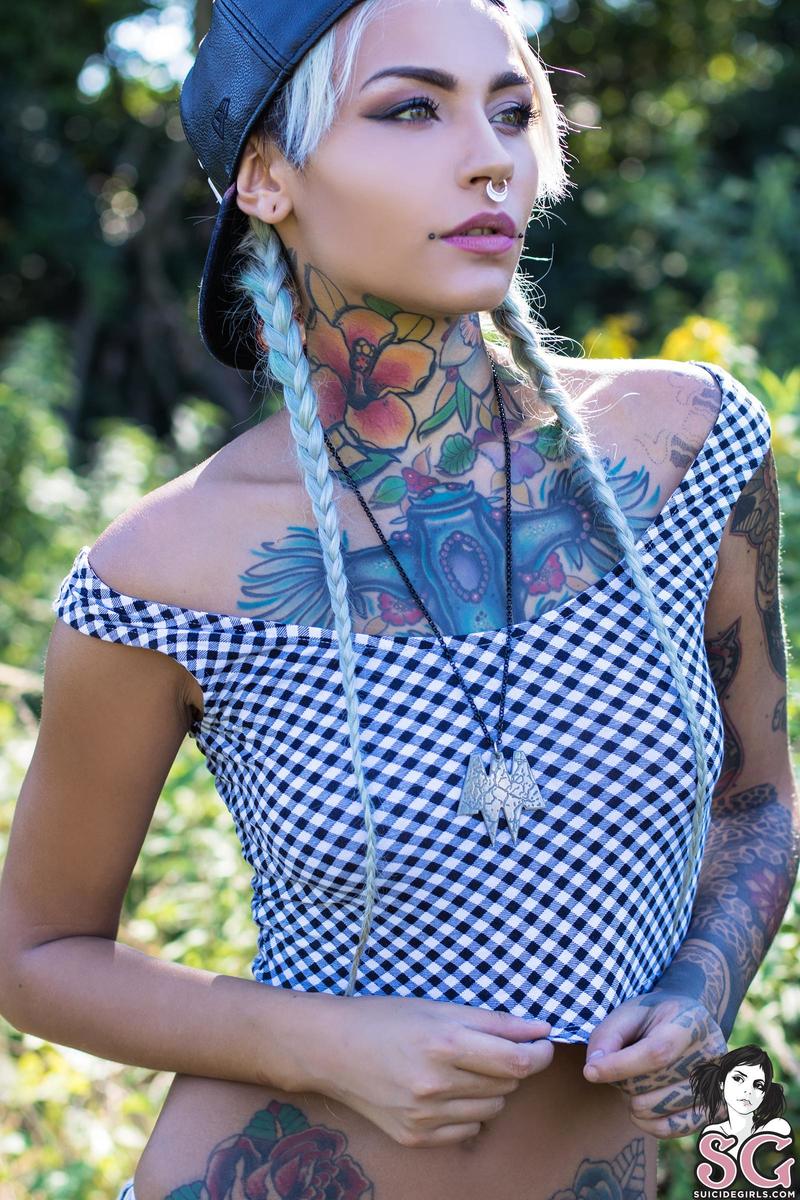 fishball-ladyflower-01.jpg