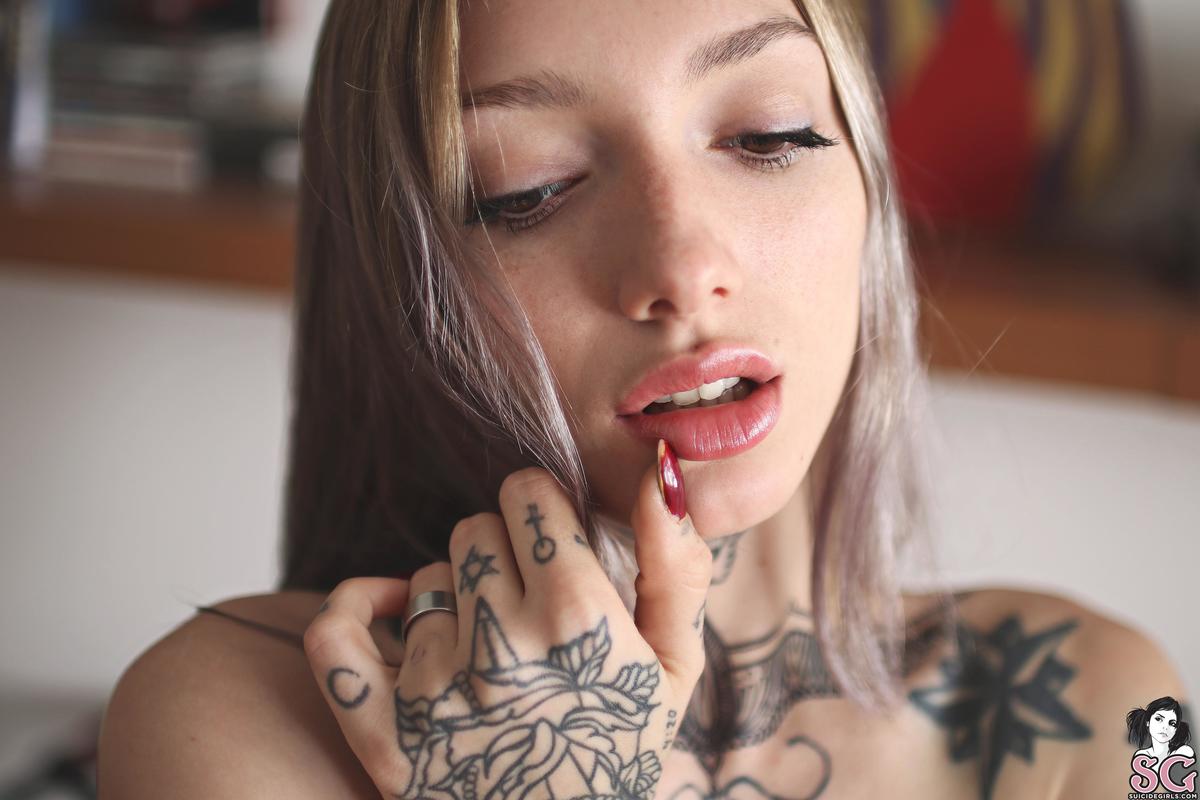 nefka-teenspirit-17.jpg