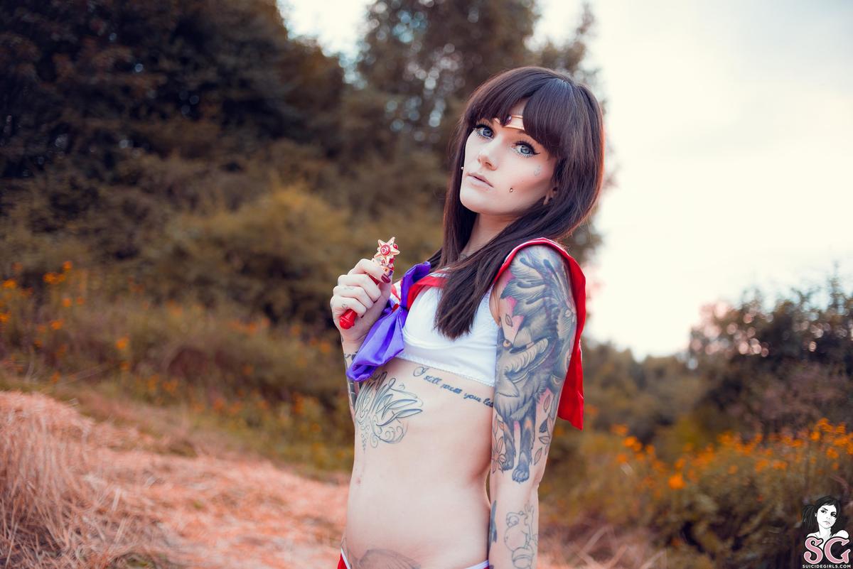 evevalentine-sailormarsfightsforyou-03.jpg