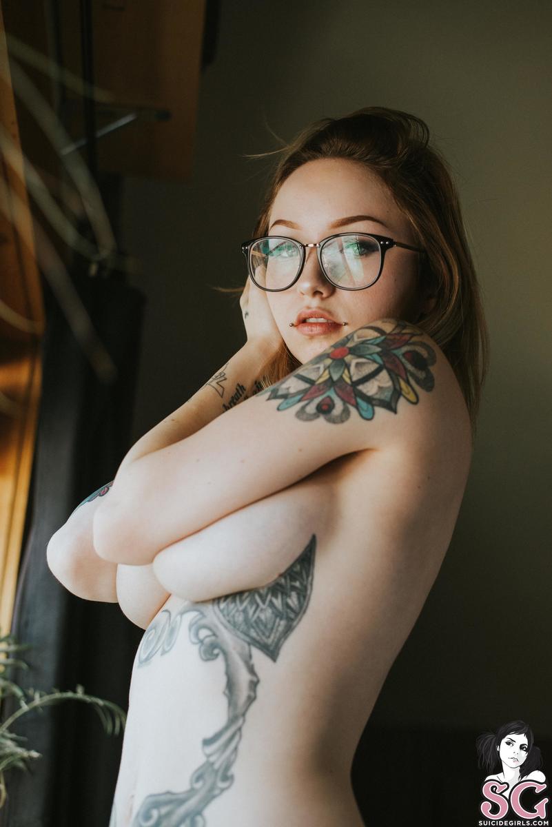 bae-helloeuphoria-35.jpg