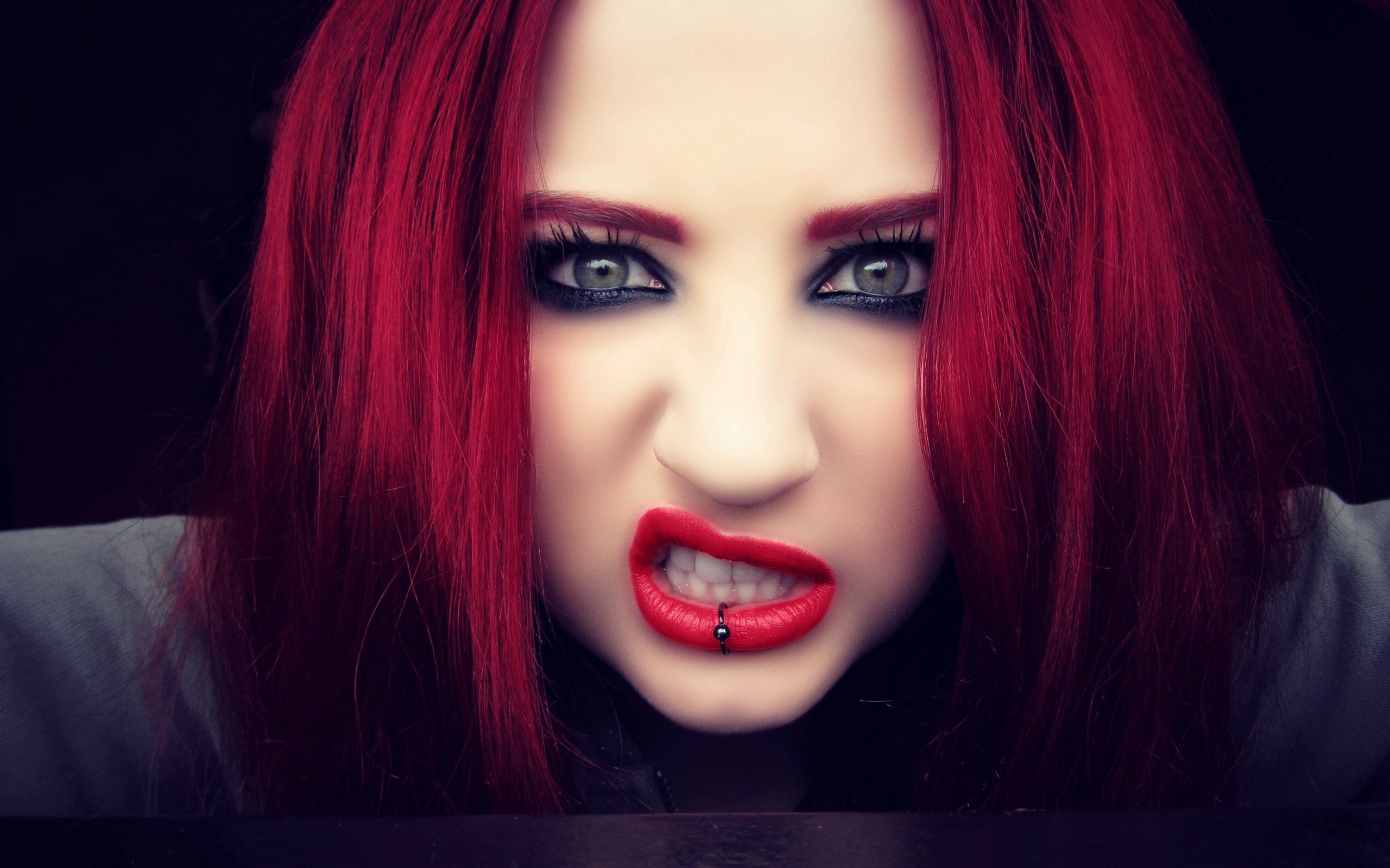 Piercing-Girl-HD-Images-07127.jpg
