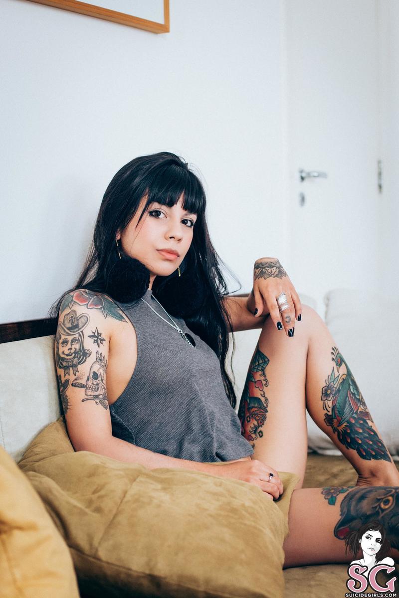 taianee-faded-09.jpg