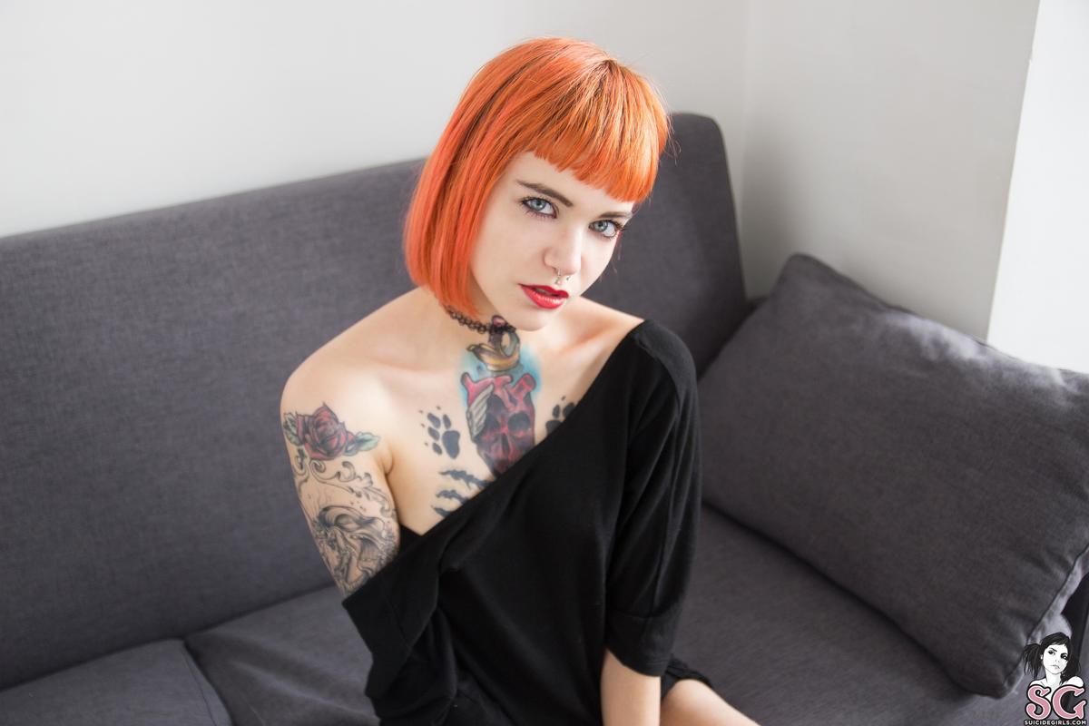 aprilaurenz-papertiger-01.jpg