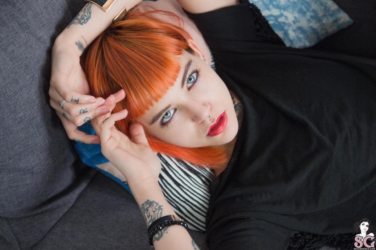 aprilaurenz-papertiger-05.jpg