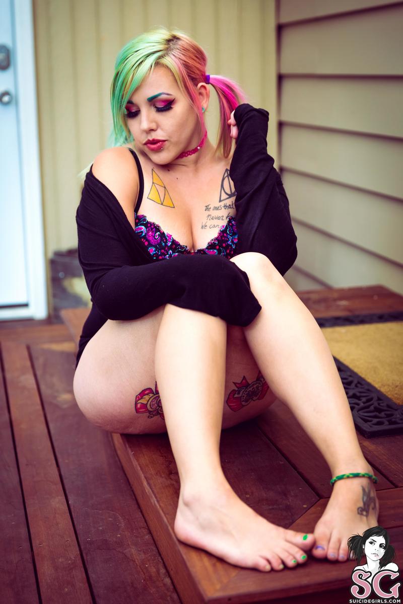 roguedoll-vicarious-03.jpg
