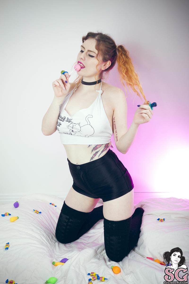 charleekitty-sugarsugar-01.jpg