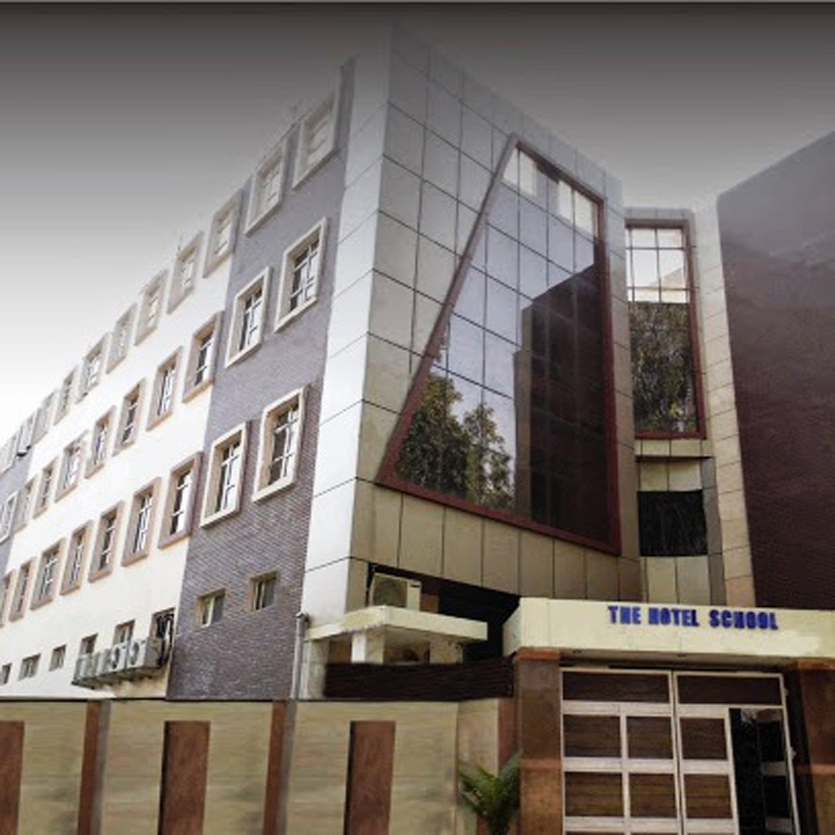 Hotel Management Institute in Delhi