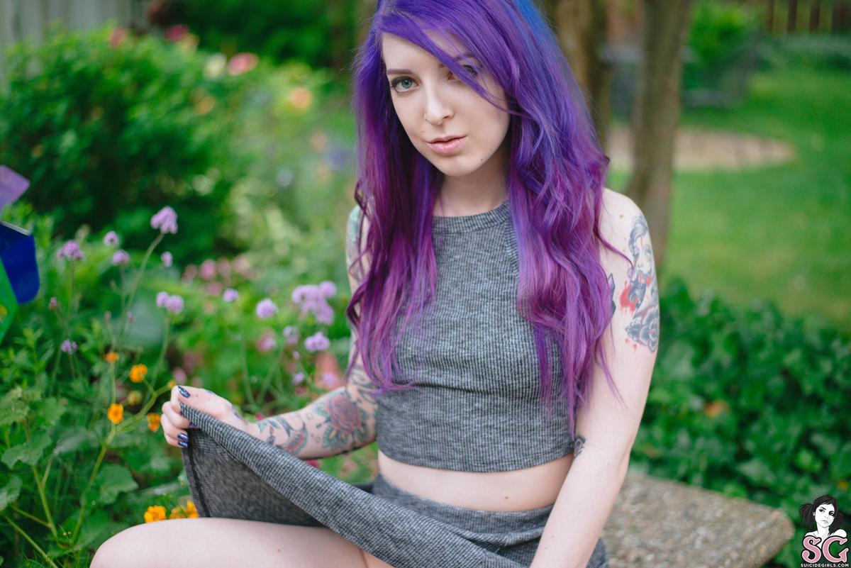 lady-quitecontrary-13.jpg