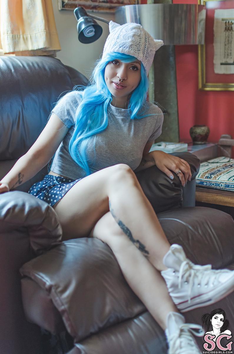 lovemebluh-wildcat-01.jpg
