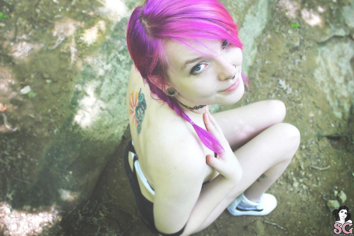 faebelle-weknowyourorder-15.jpg