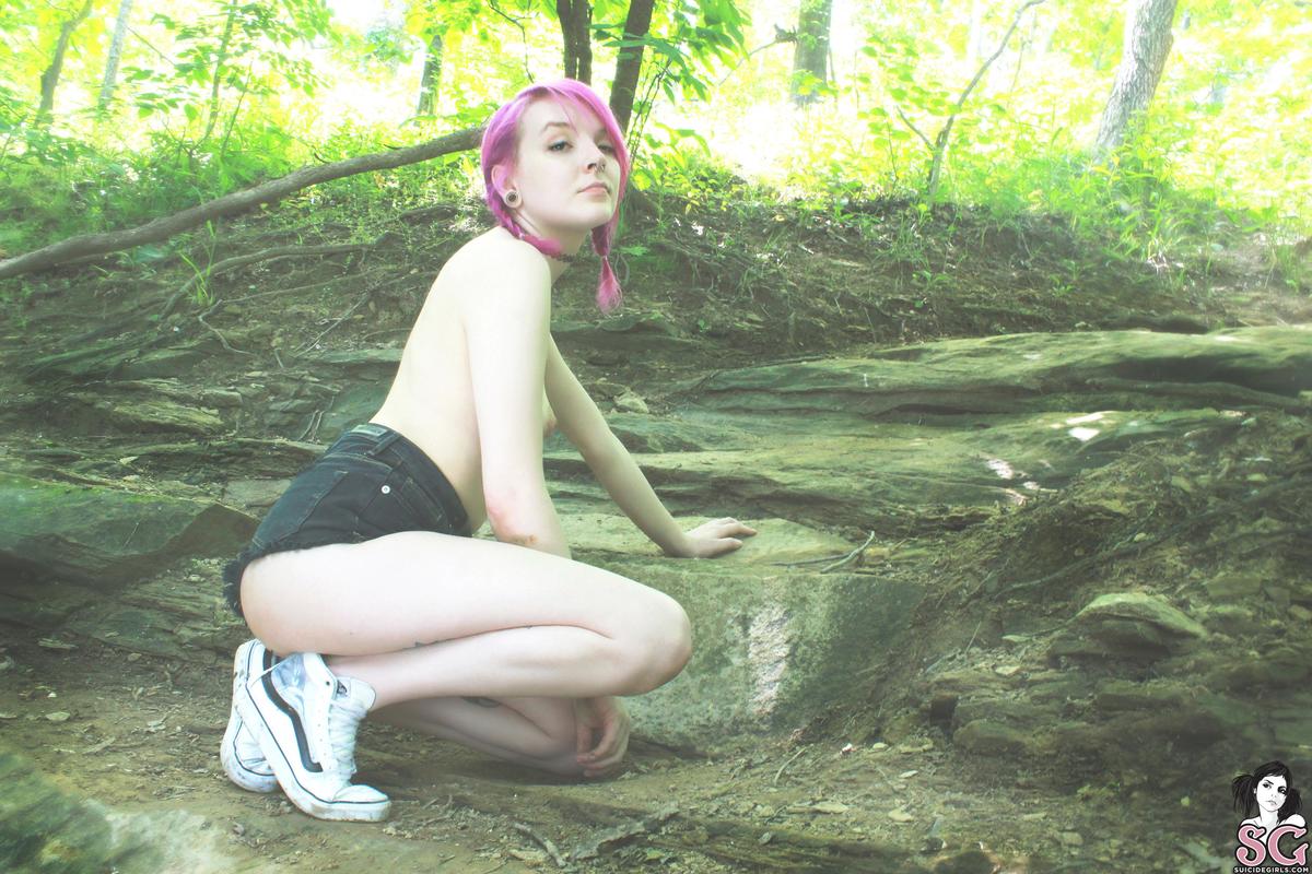 faebelle-weknowyourorder-21.jpg