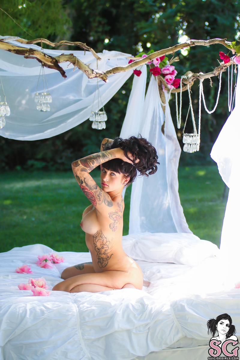 neskaona-outdoorboudoir-35.jpg