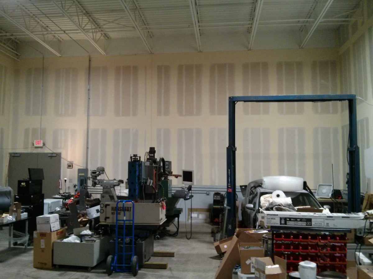 shop020500.jpg
