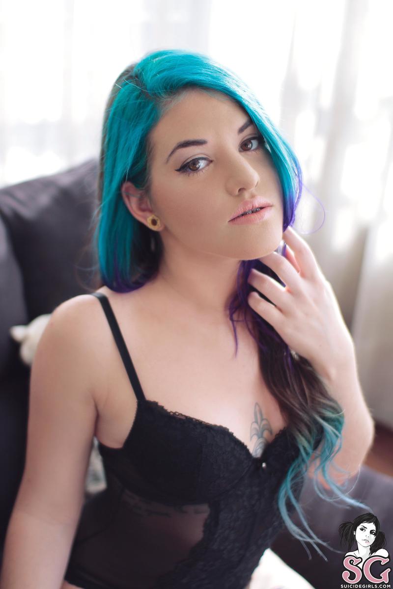katablue-losedintheblue-01.jpg