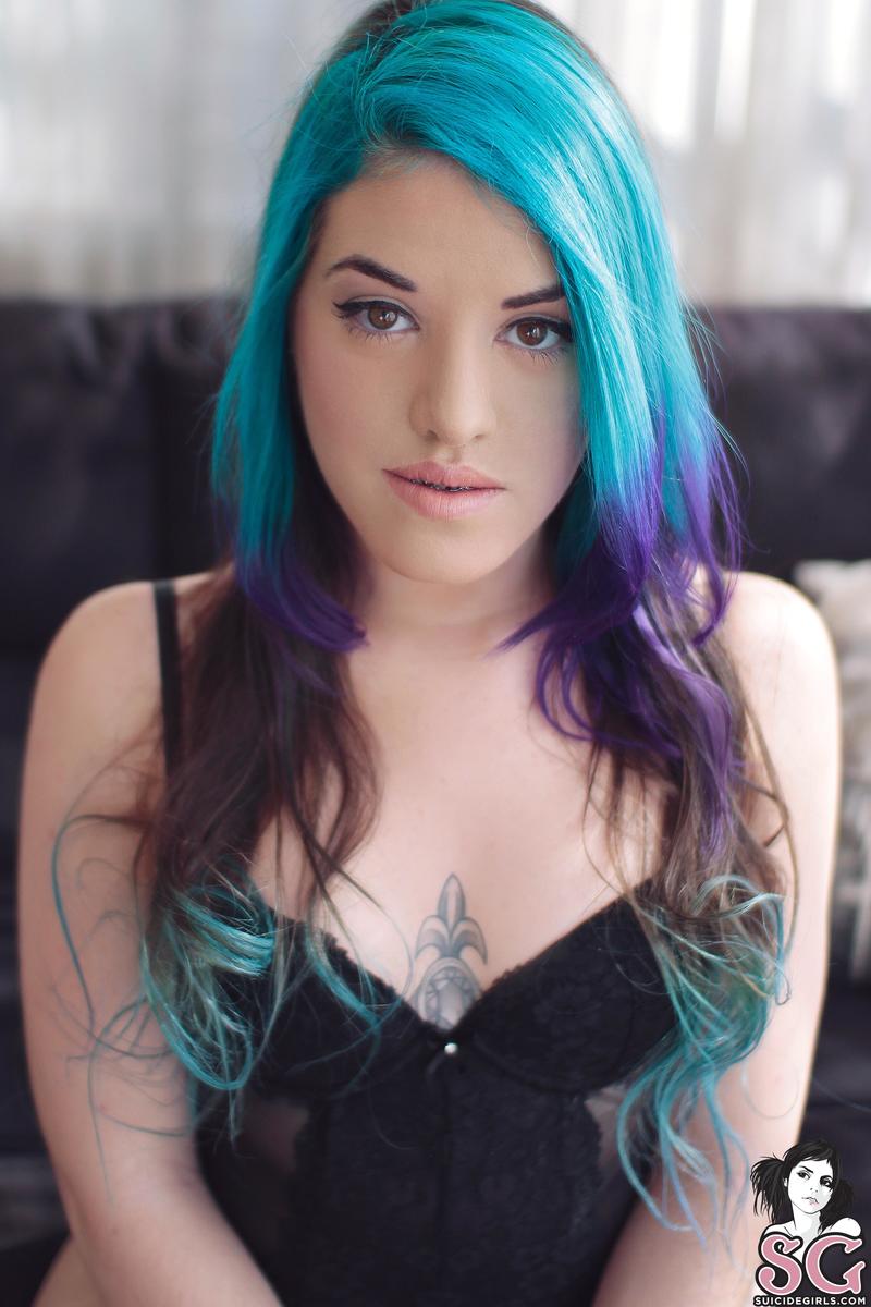 katablue-losedintheblue-09.jpg
