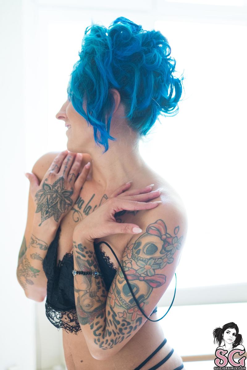 jesskolina-blue-07.jpg