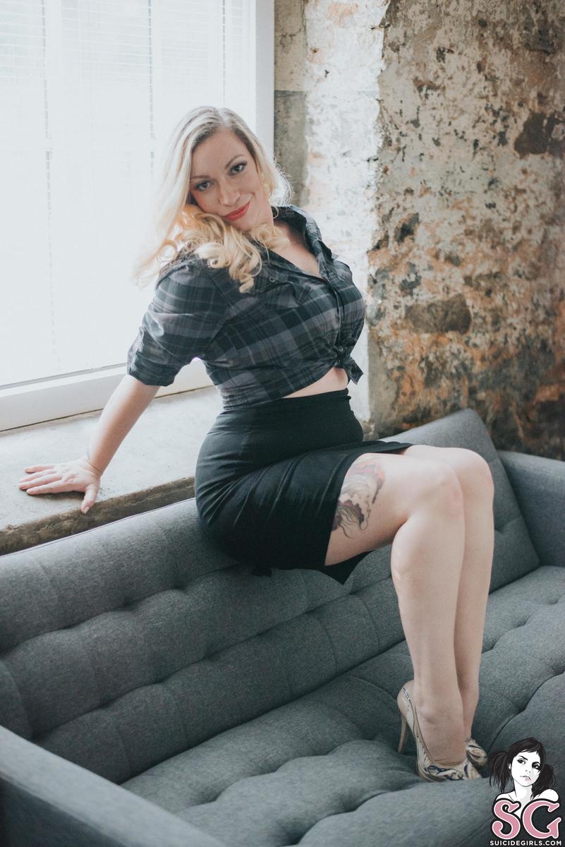 lemonlove-bosslady-05.jpg