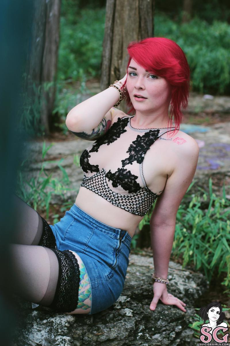 vintagemermaid-thescarlettone-01.jpg