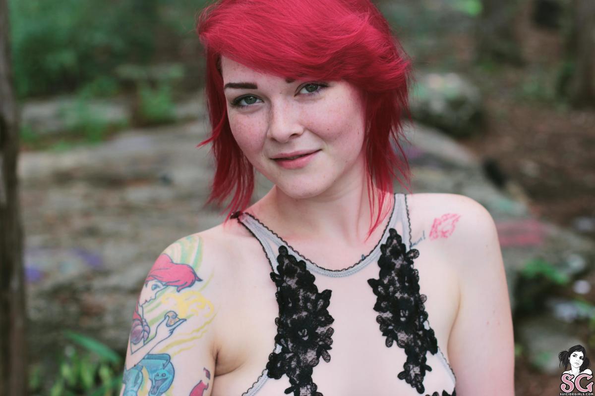 vintagemermaid-thescarlettone-03.jpg