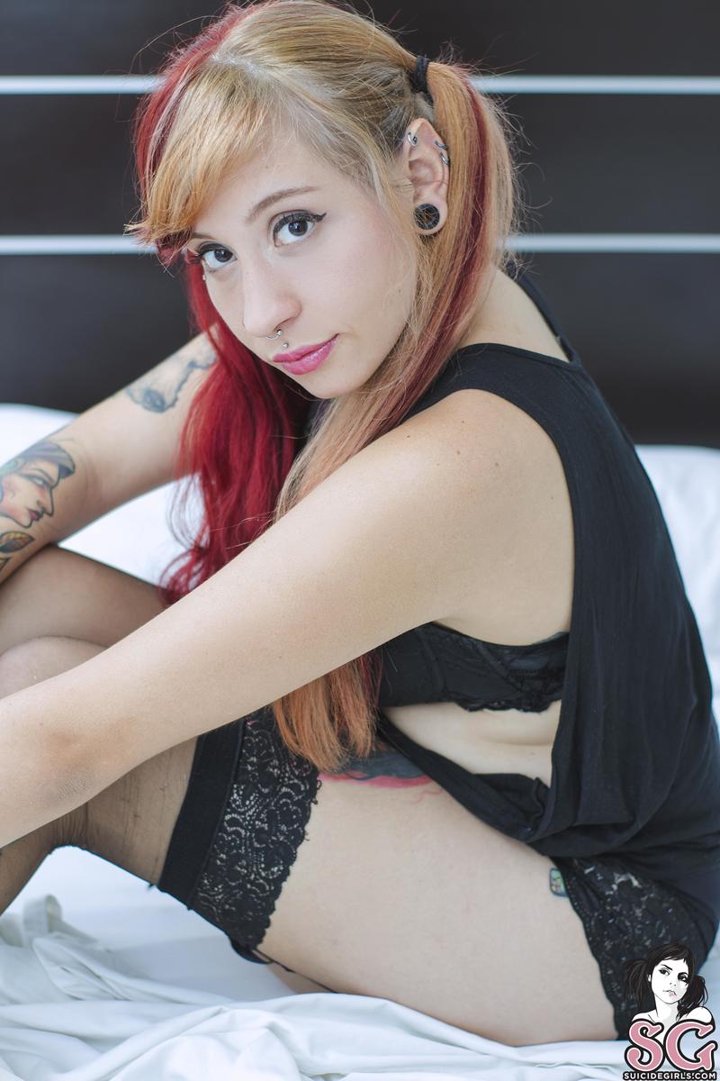 kashlekoshka-readingandseduction-05.jpg