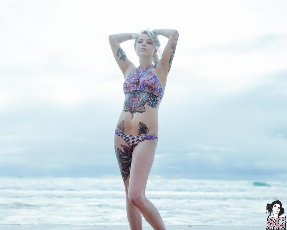 tonks-moonchild-05.jpg