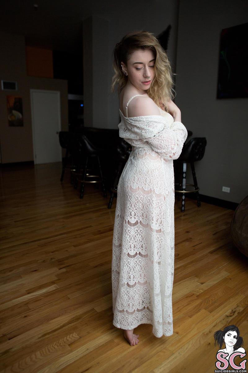 zephyrine-littledeath-05.jpg