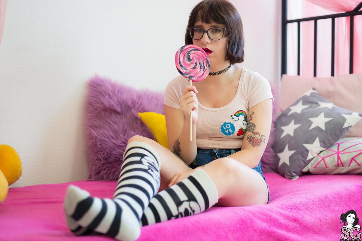 kellokitteh-sinfullsweets-11.jpg