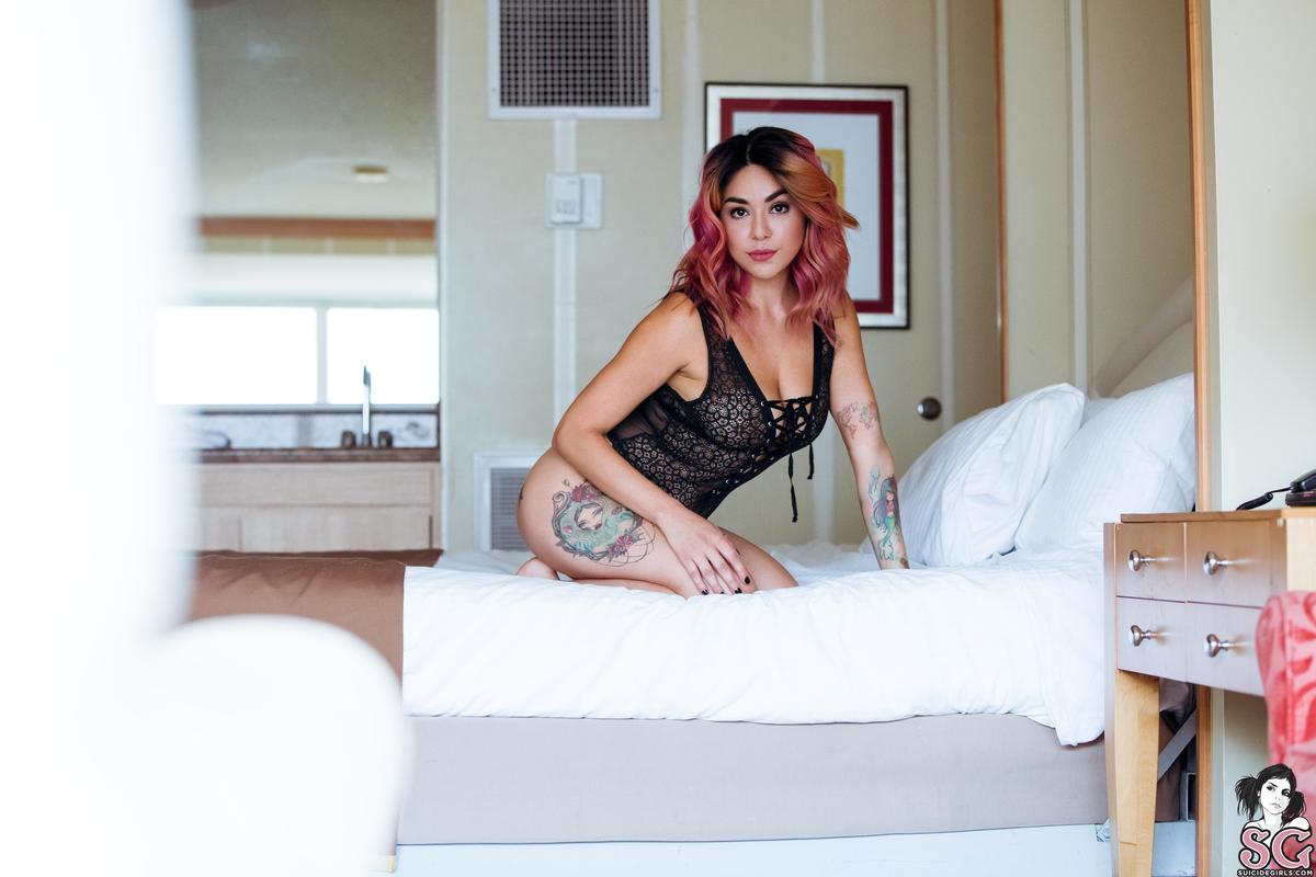 dahl-hotelbed-03.jpg