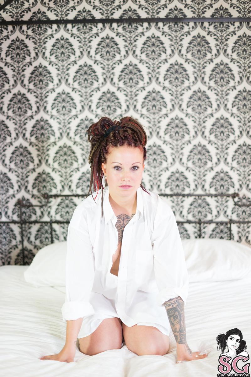 missvickz-bedroomsecrets-05.jpg