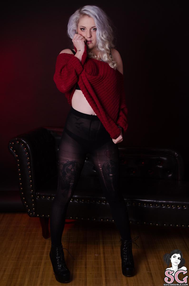 corvx-firstdate-13.jpg