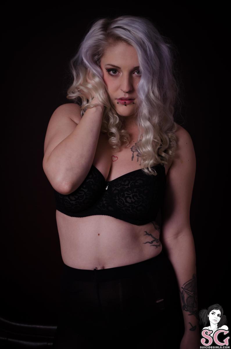 corvx-firstdate-21.jpg