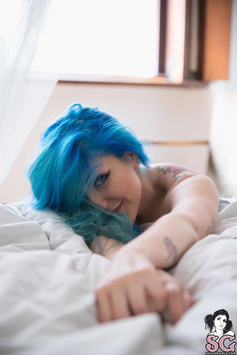 lagoonaapple-mermaidinawhiteroom-29.jpg