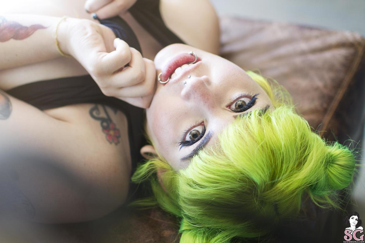 mynxx-megahex-09.jpg
