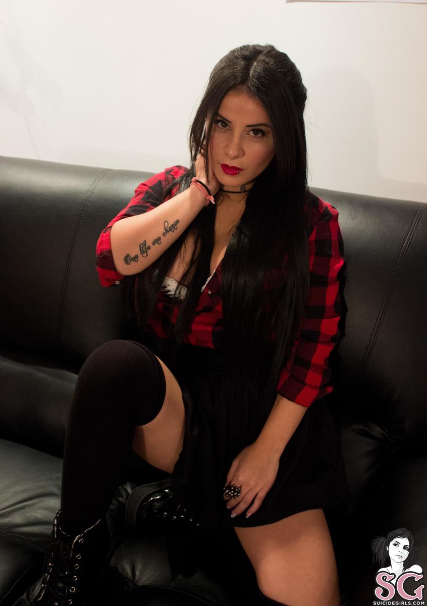 punkrosesg-onelifeonechance-03.jpg