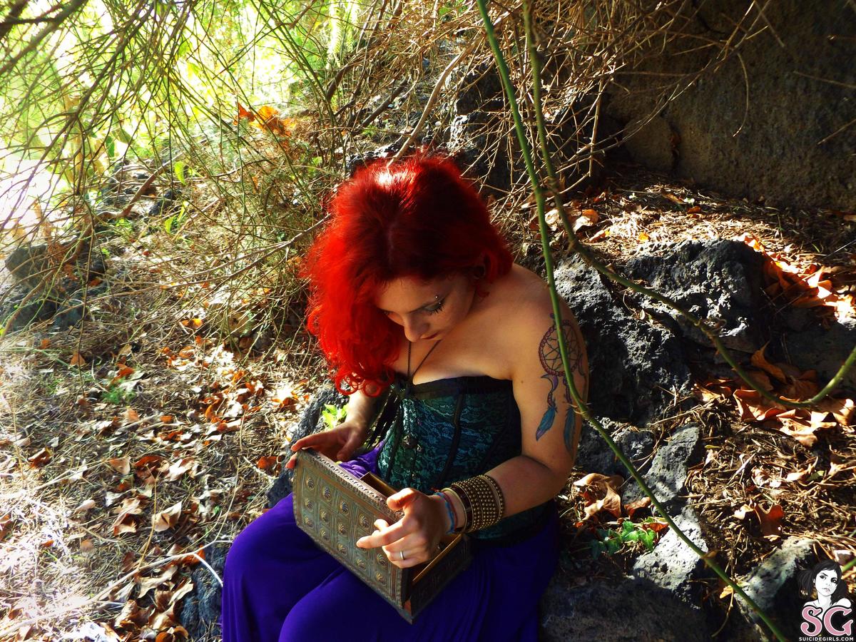 masterairam-theenchantress-01.jpg