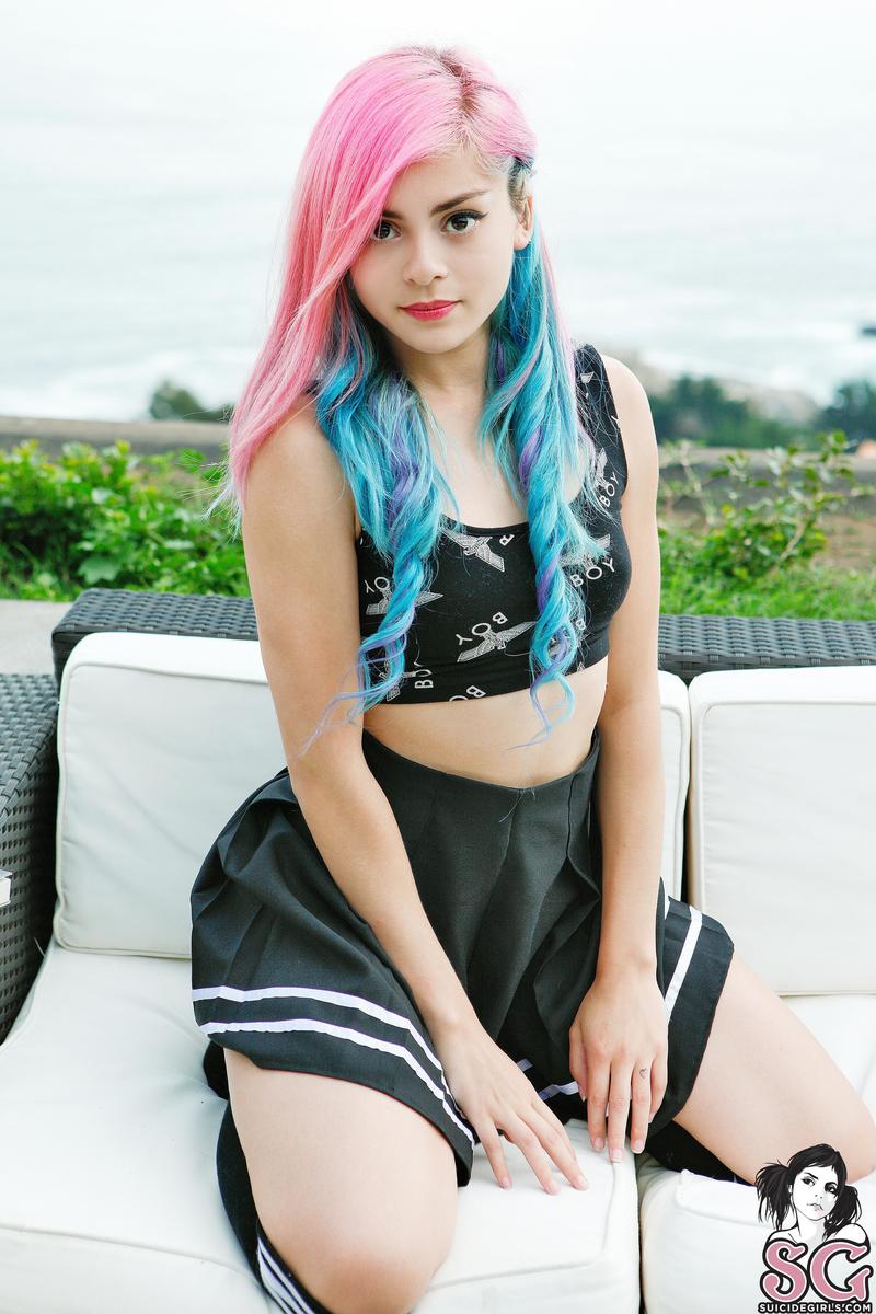 satin-waitforme-05.jpg