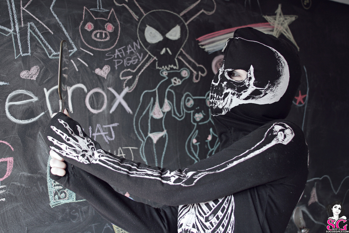 terrox-tilldead-01.jpg