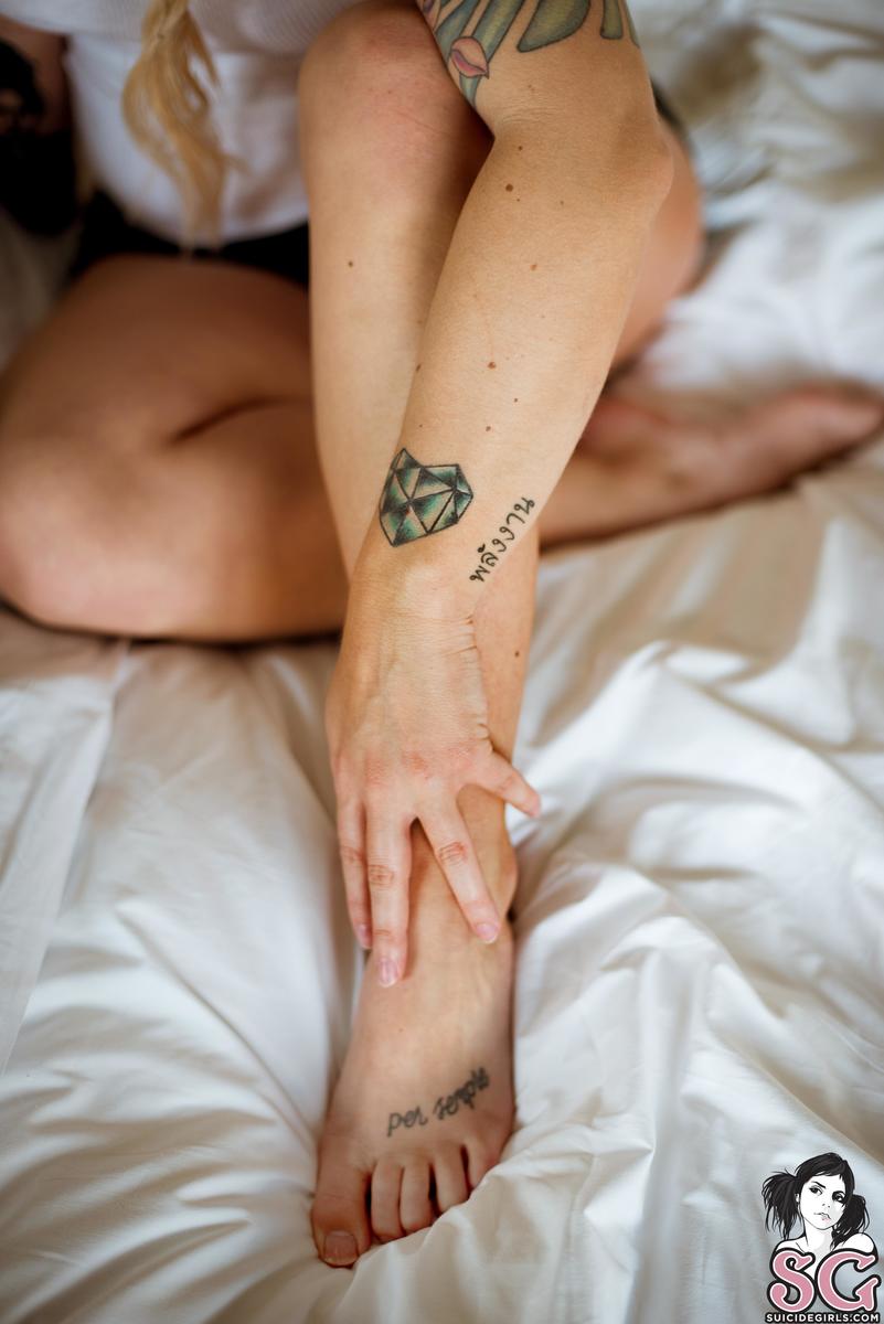 ladythevamp-morningmedley-07.jpg