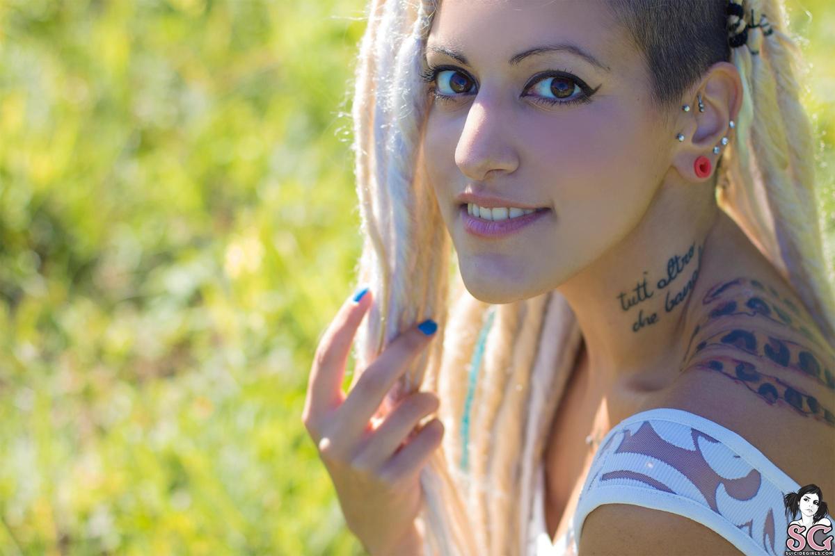daisyviola-ladybug-03.jpg