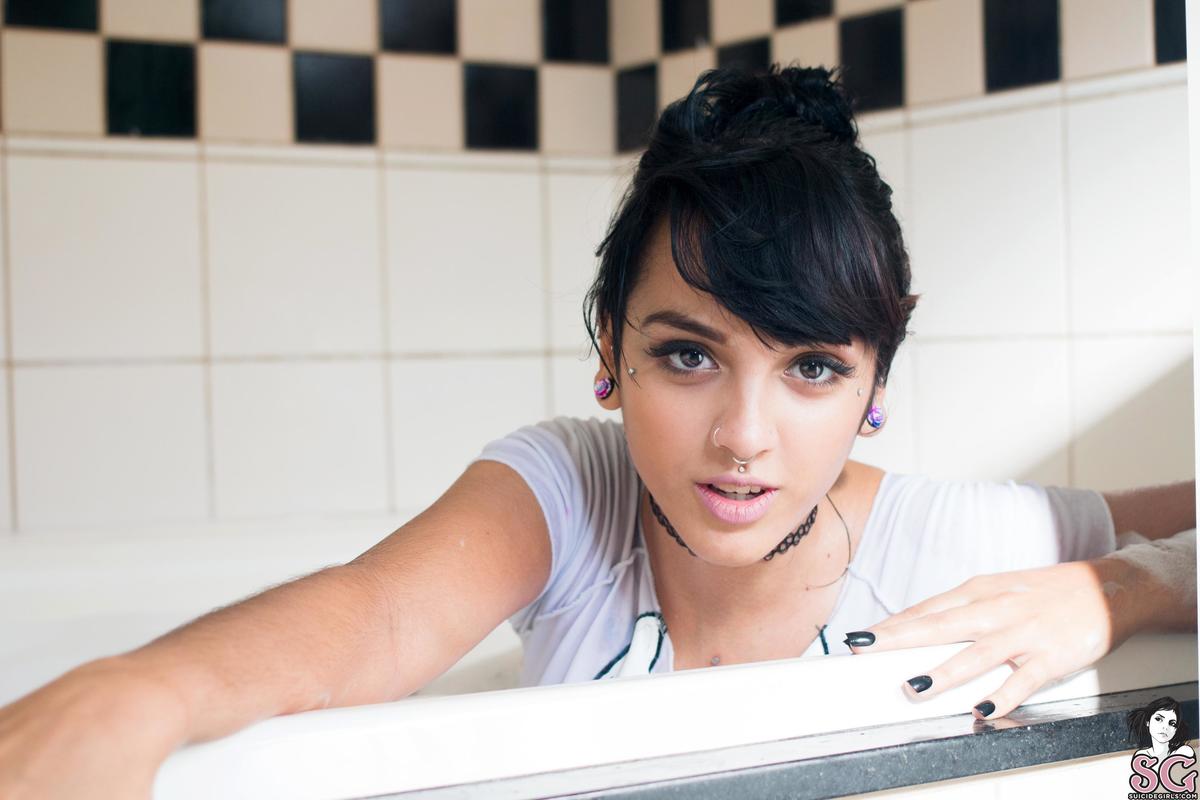 allani-bubbletime-07.jpg